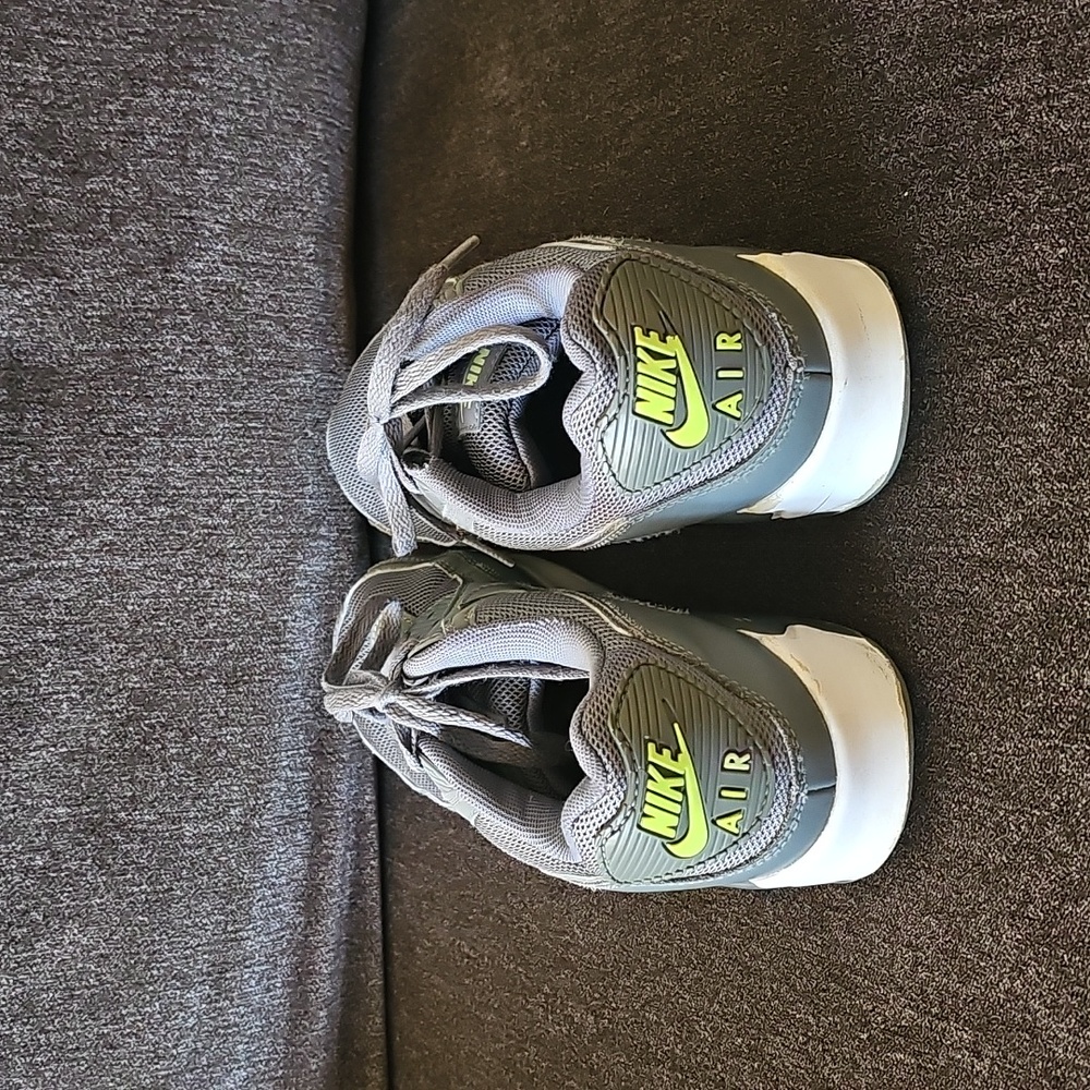 Nike Air Max - Picture 2 of 7